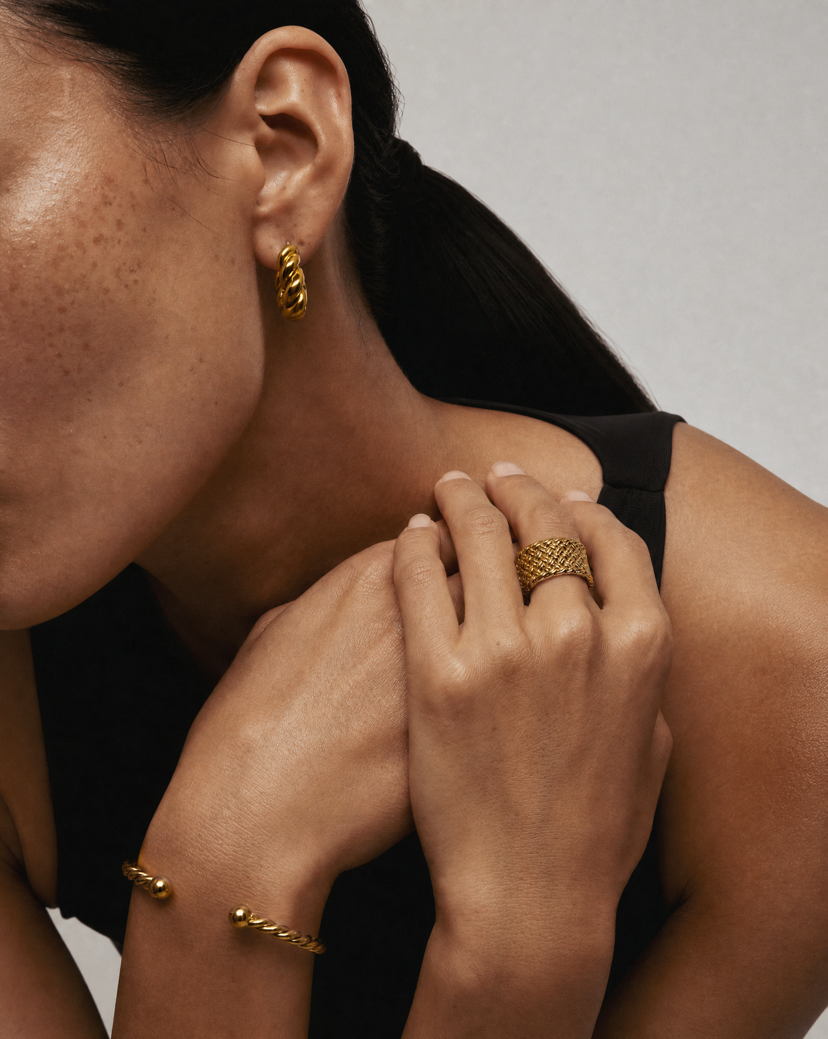 HULMA CHUNKY EARRINGS