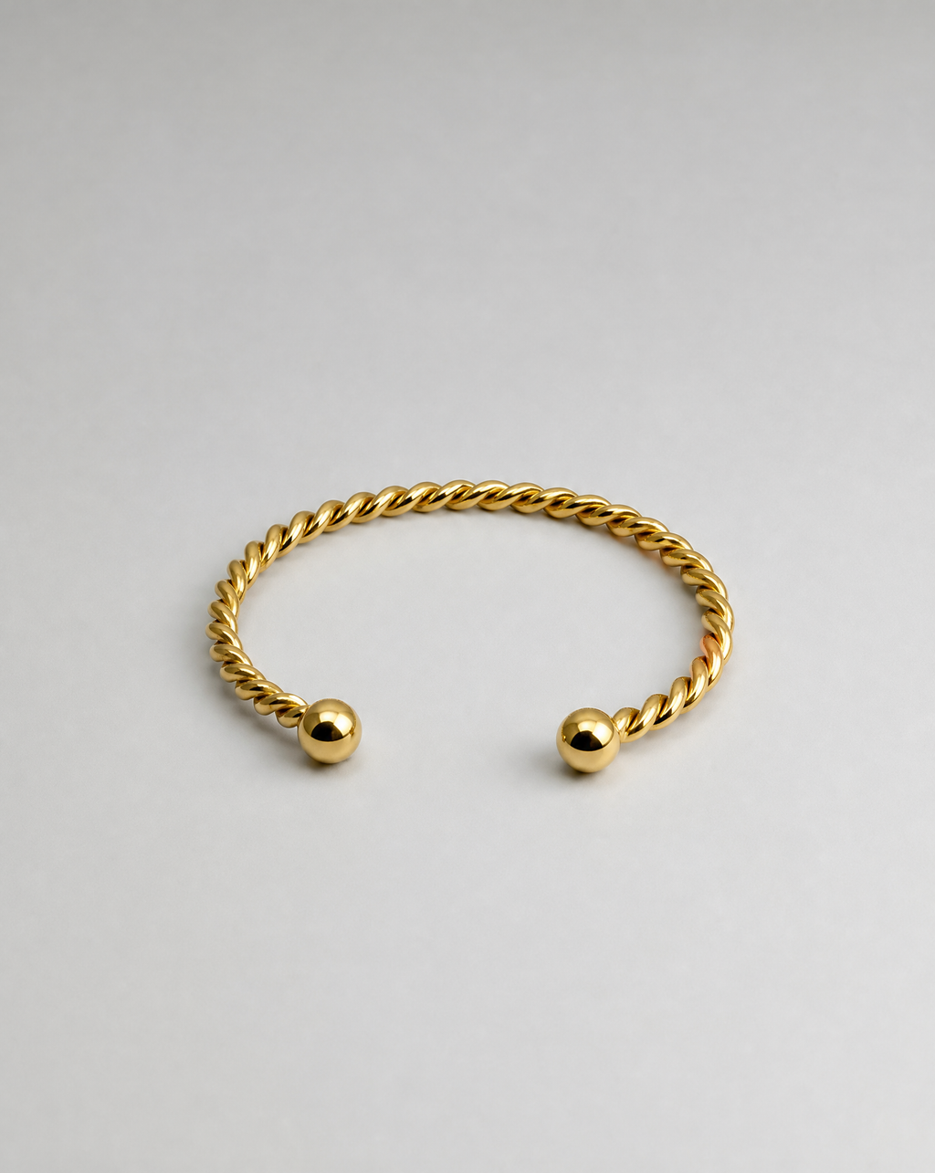 SINUILID CUFF BRACELET